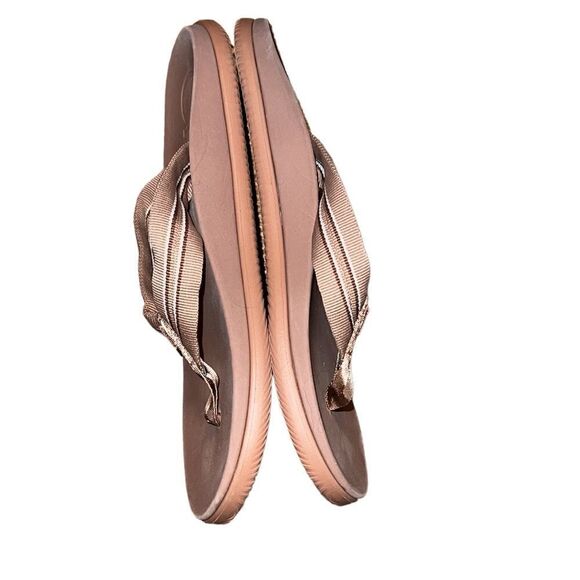 Chaco Tan and Brown Thong Sandals Size 11 - Picture 4 of 6